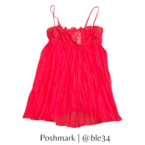 NWT 🏷 Victoria's Secret Dream Angels Dare to Dream Red Lace Pleated Babydoll - Picture 6 of 11